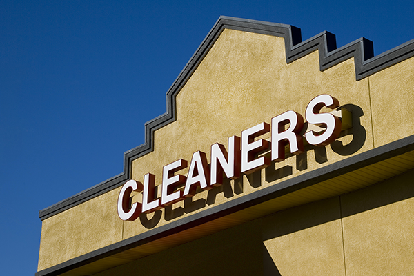 Is Bigger Always the Best Option for Associations? The Zips Dry Cleaners Example